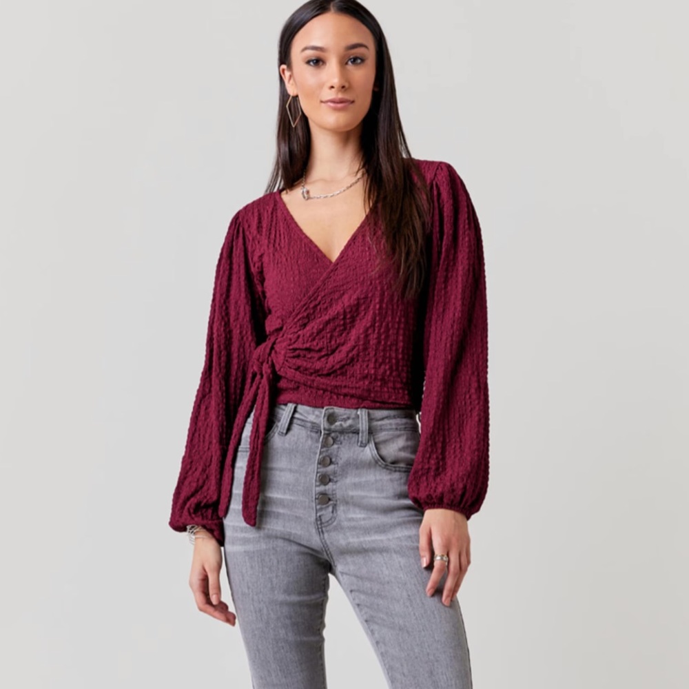 Francesca's Bora Wrap Top Long Sleeve Crop Textured Tie Shirt Red L Excellent